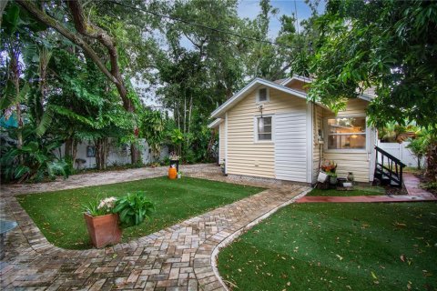 Casa en alquiler en Saint Petersburg, Florida, 3 dormitorios, 121.33 m2 № 1615476 - foto 23