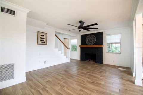 Casa en alquiler en Saint Petersburg, Florida, 3 dormitorios, 121.33 m2 № 1615476 - foto 12