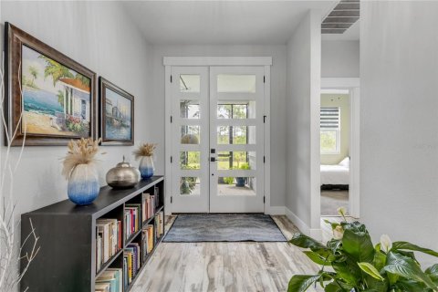 House in New Smyrna Beach, Florida 4 bedrooms, 187.38 sq.m. № 2166812 - photo 17