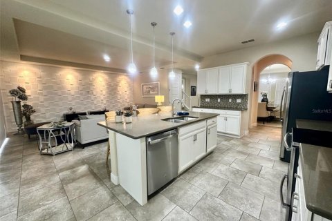 Villa ou maison à louer à Winter Garden, Floride: 4 chambres, 290.51 m2 № 2102333 - photo 10