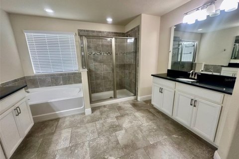 Villa ou maison à louer à Winter Garden, Floride: 4 chambres, 290.51 m2 № 2102333 - photo 20