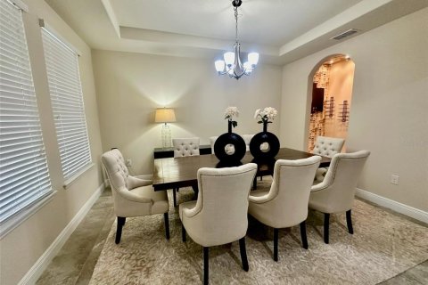 Villa ou maison à louer à Winter Garden, Floride: 4 chambres, 290.51 m2 № 2102333 - photo 3