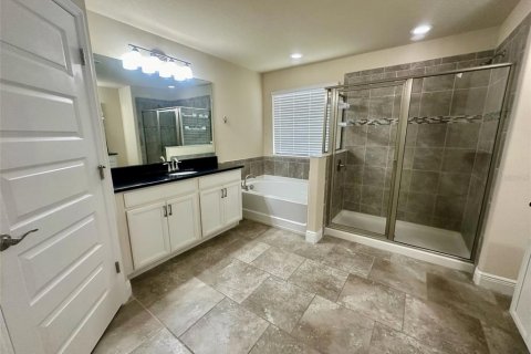 Villa ou maison à louer à Winter Garden, Floride: 4 chambres, 290.51 m2 № 2102333 - photo 19