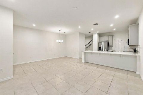 Touwnhouse à vendre à Windermere, Floride: 3 chambres, 128.39 m2 № 2415381 - photo 3