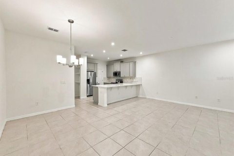 Touwnhouse à vendre à Windermere, Floride: 3 chambres, 128.39 m2 № 2415381 - photo 6