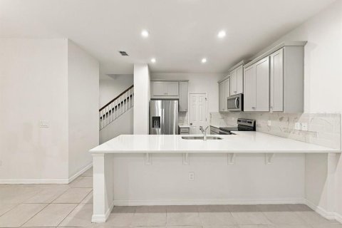 Touwnhouse à vendre à Windermere, Floride: 3 chambres, 128.39 m2 № 2415381 - photo 7