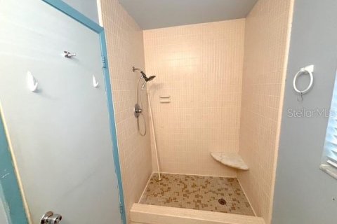 Villa ou maison à vendre à Howey-in-the-Hills, Floride: 2 chambres, 193.98 m2 № 2105175 - photo 20