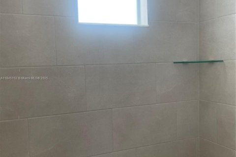 Townhouse in LANDMARK in Doral, Florida 3 bedrooms, 102.38 sq.m. № 1840932 - photo 10