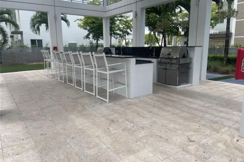 Townhouse in LANDMARK in Doral, Florida 3 bedrooms, 102.38 sq.m. № 1840932 - photo 21