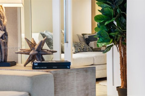 Condominio en venta en Miami Beach, Florida, 3 dormitorios, 169.73 m2 № 2033248 - foto 5