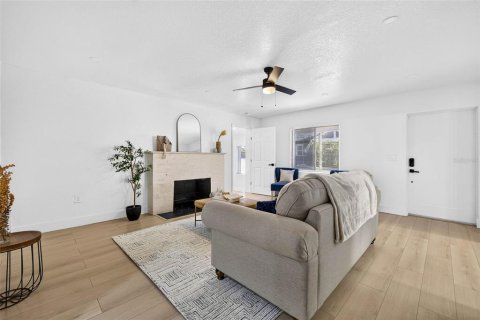 Villa ou maison à vendre à Tampa, Floride: 3 chambres, 167.6 m2 № 2358842 - photo 7