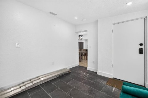 Villa ou maison à vendre à Tampa, Floride: 3 chambres, 167.6 m2 № 2358842 - photo 21