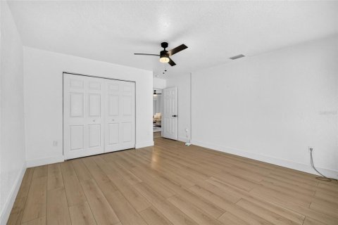 Villa ou maison à vendre à Tampa, Floride: 3 chambres, 167.6 m2 № 2358842 - photo 25