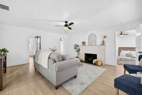 Villa ou maison à vendre à Tampa, Floride: 3 chambres, 167.6 m2 № 2358842 - photo 6
