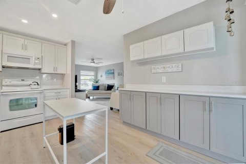 Copropriété à vendre à Bradenton, Floride: 2 chambres, 94.3 m2 № 2100829 - photo 27