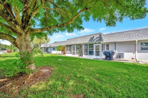 Copropriété à vendre à Bradenton, Floride: 2 chambres, 94.3 m2 № 2100829 - photo 30