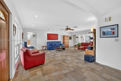 Купить виллу или дом в Форт-Лодердейл, Флорида 4 спальни, 167.97м2, № 2008285 - фото 27