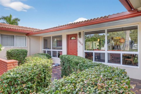 Купить виллу или дом в Форт-Лодердейл, Флорида 4 спальни, 167.97м2, № 2008285 - фото 2