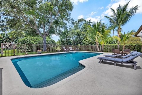 Купить виллу или дом в Дейви, Флорида 4 спальни, 274.62м2, № 2010103 - фото 30