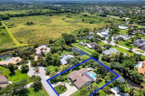 Купить виллу или дом в Дейви, Флорида 4 спальни, 274.62м2, № 2010103 - фото 10