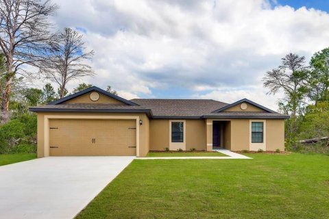 House in Poinciana, Florida 3 bedrooms, 134.43 sq.m. № 2360896