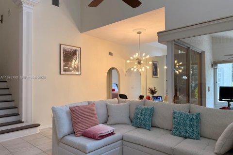 Купить виллу или дом в Палм-Бич-Гарденс, Флорида 3 спальни, 199.37м2, № 2044598 - фото 11