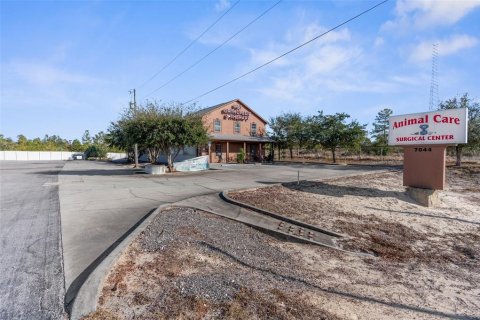 Commercial property in Weeki Wachee, Florida 334.45 sq.m. № 1721521 - photo 25