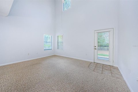 Condo in Palm Harbor, Florida, 4 bedrooms  № 1821376 - photo 10