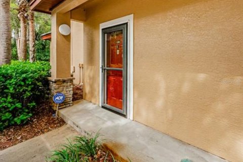 Condo in Palm Harbor, Florida, 4 bedrooms  № 1821376 - photo 3