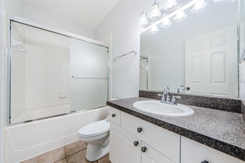 Condo in Palm Harbor, Florida, 4 bedrooms  № 1821376 - photo 30