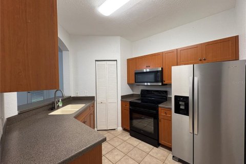 Condo in Palm Harbor, Florida, 4 bedrooms  № 1821376 - photo 6