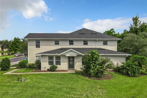 Touwnhouse à louer à Orlando, Floride: 3 chambres, 155.61 m2 № 2157885 - photo 2