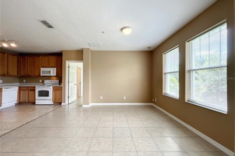 Touwnhouse à louer à Orlando, Floride: 3 chambres, 155.61 m2 № 2157885 - photo 7