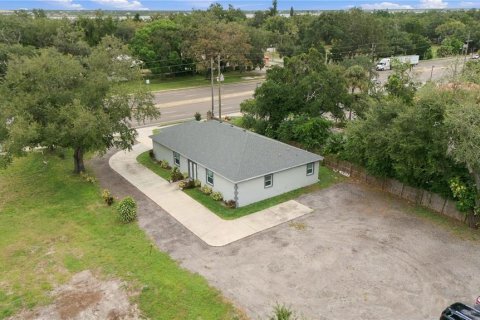 Commercial property in Bradenton, Florida 245.26 sq.m. № 2402876 - photo 3