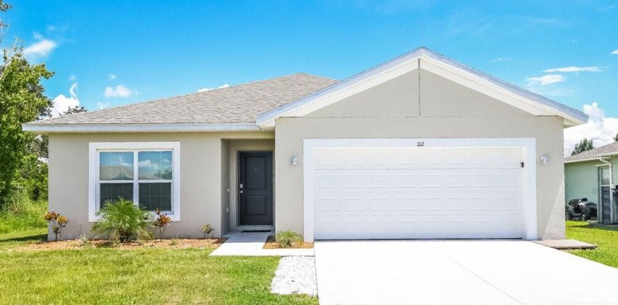 Villa ou maison à Kissimmee, Floride 4 chambres, 159.05 m2 № 1658470