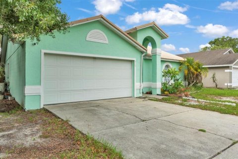 House in Winter Haven, Florida 3 bedrooms, 104.89 sq.m. № 1824990 - photo 3