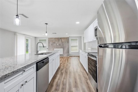 Villa ou maison à vendre à Hudson, Floride: 3 chambres, 131.64 m2 № 2287683 - photo 16