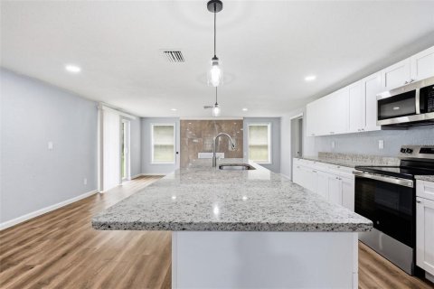 Villa ou maison à vendre à Hudson, Floride: 3 chambres, 131.64 m2 № 2287683 - photo 15