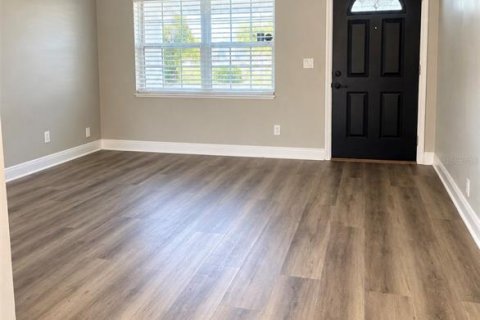 Villa ou maison à louer à Orlando, Floride: 3 chambres, 114.27 m2 № 2424301 - photo 6