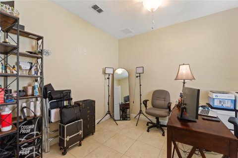 Casa en venta en Davenport, Florida, 4 dormitorios, 238.85 m2 № 2220600 - foto 12