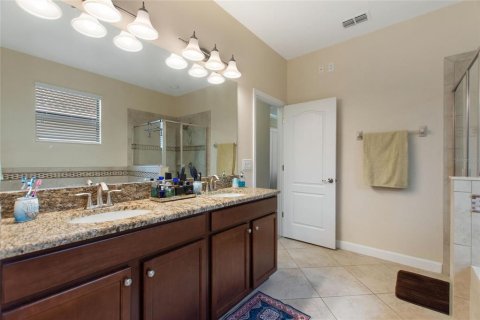 Casa en venta en Davenport, Florida, 4 dormitorios, 238.85 m2 № 2220600 - foto 30