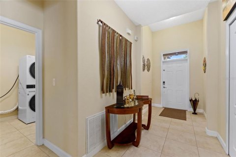 Casa en venta en Davenport, Florida, 4 dormitorios, 238.85 m2 № 2220600 - foto 5