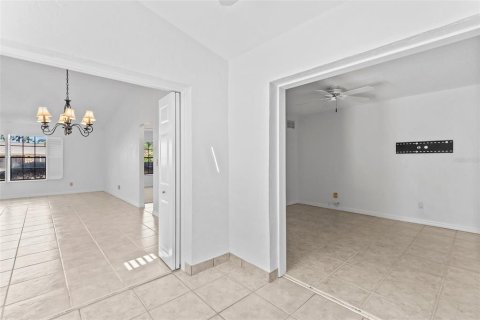 Casa en venta en Ormond Beach, Florida, 3 dormitorios, 173.45 m2 № 1585542 - foto 12