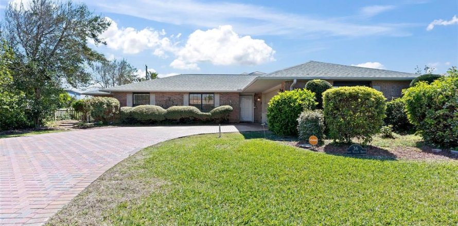 Casa en Ormond Beach, Florida 3 dormitorios, 173.45 m2 № 1585542