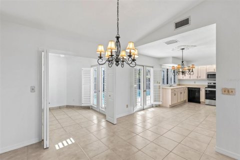 Casa en venta en Ormond Beach, Florida, 3 dormitorios, 173.45 m2 № 1585542 - foto 6