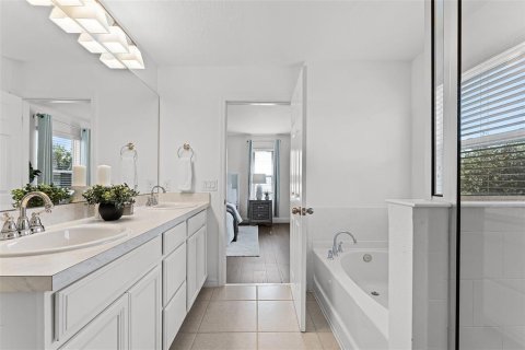 Villa ou maison à vendre à Minneola, Floride: 5 chambres, 306.39 m2 № 1783478 - photo 28