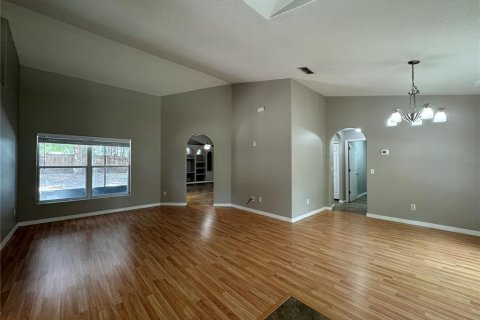Villa ou maison à louer à Clermont, Floride: 3 chambres, 171.59 m2 № 2437226 - photo 4