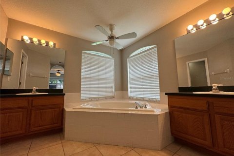 Villa ou maison à louer à Clermont, Floride: 3 chambres, 171.59 m2 № 2437226 - photo 16