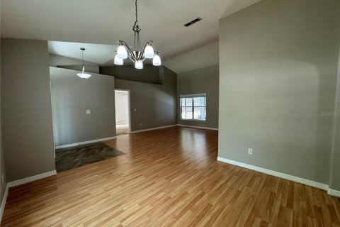 Villa ou maison à louer à Clermont, Floride: 3 chambres, 171.59 m2 № 2437226 - photo 6