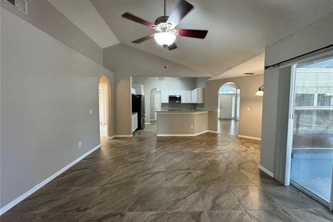 Villa ou maison à louer à Clermont, Floride: 3 chambres, 171.59 m2 № 2437226 - photo 12
